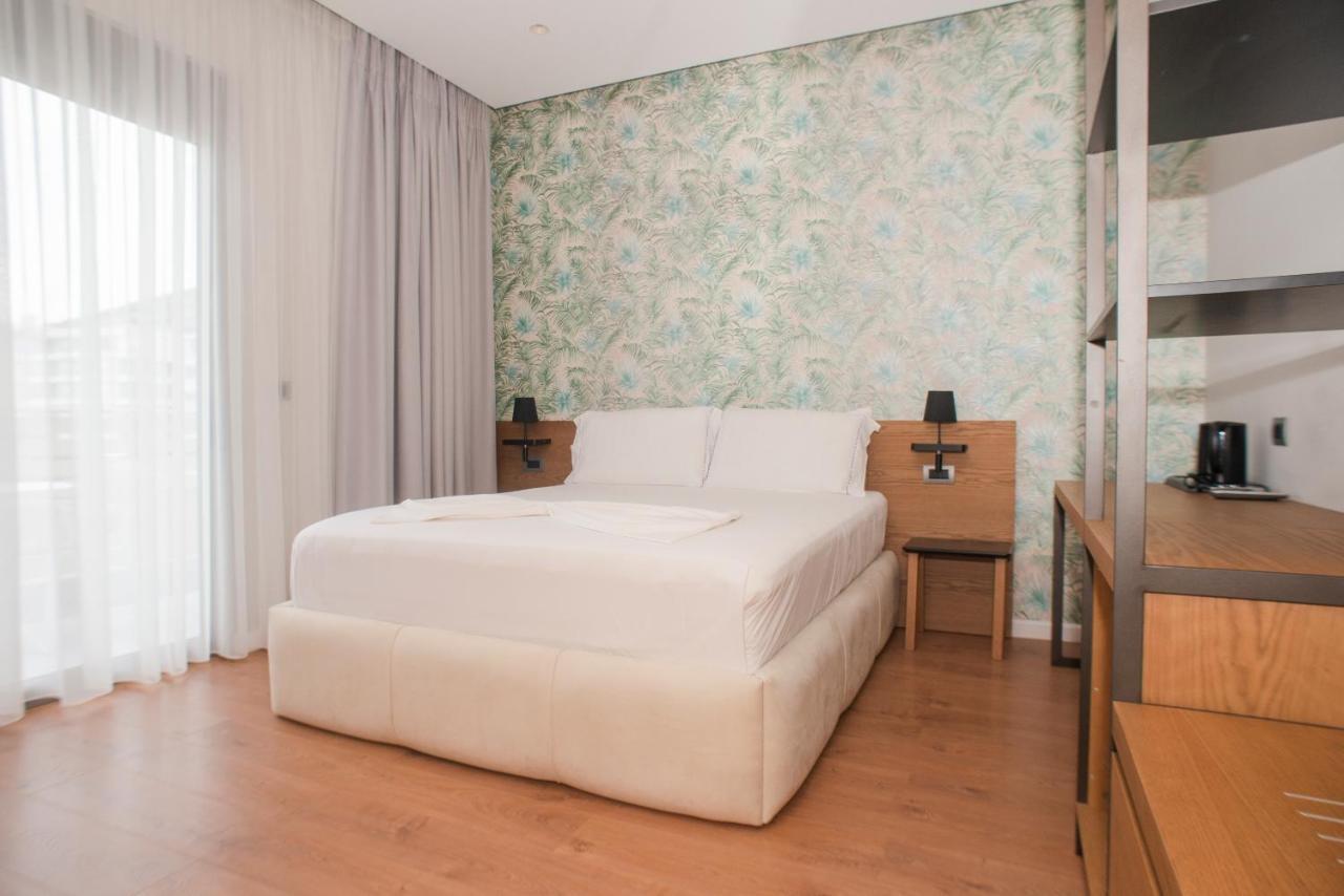 Residence Saranda International Eksteriør billede