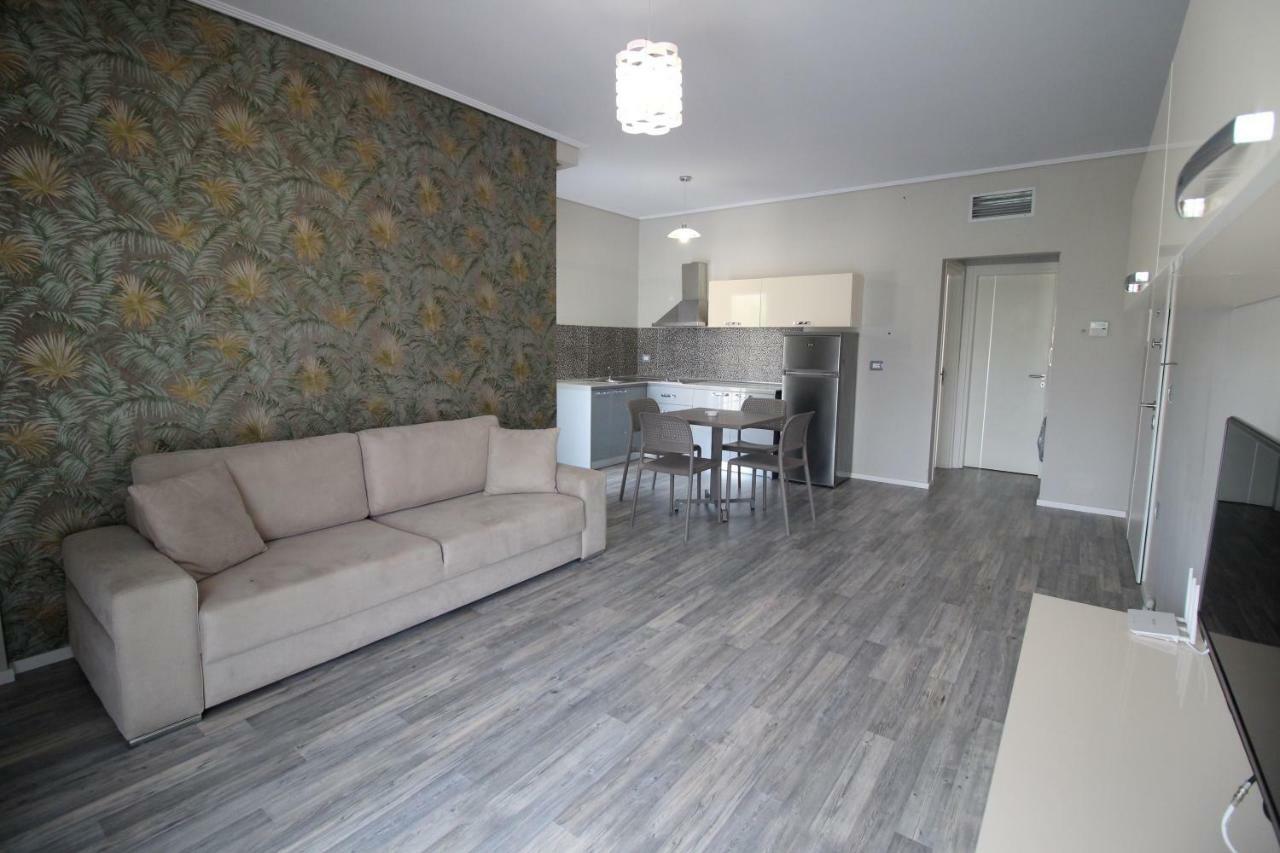 Residence Saranda International Eksteriør billede